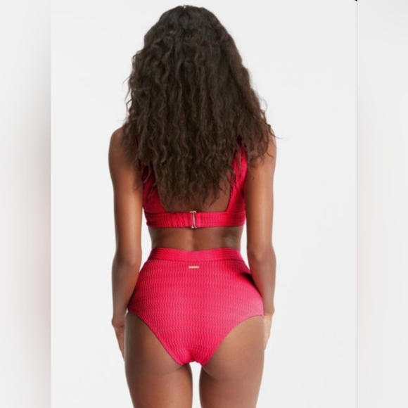 Billabong 2pc Bikini - Picture 2 of 6